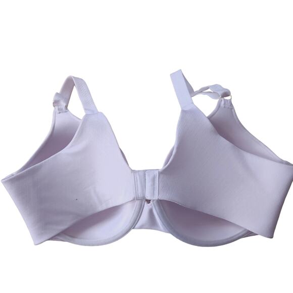 Radiant by Vanity Fair 75312 38D White Underwire Soft Bra Excellent Condition - Picture 2 of 3